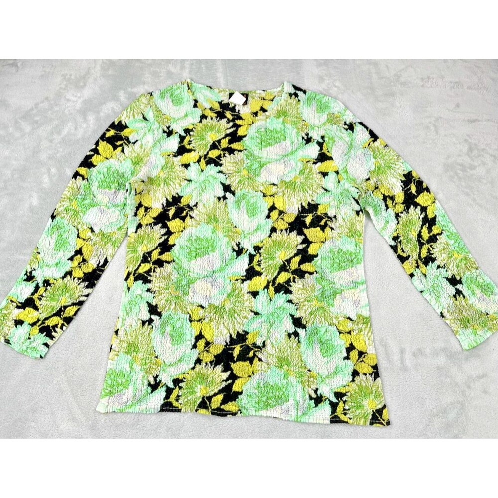 UbU International Crinkle Popcorn Top M Green Floral Stretch Whimsigoth Y2K